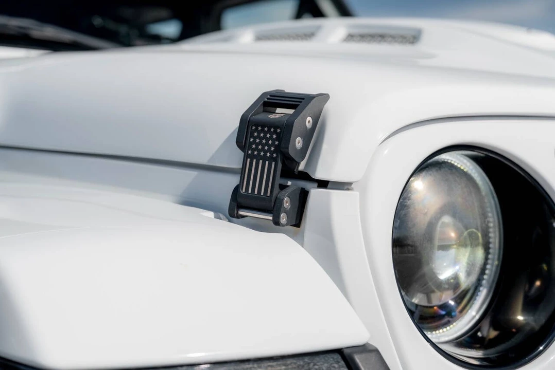 2020 Jeep JL Wrangler - Image 15 of 21