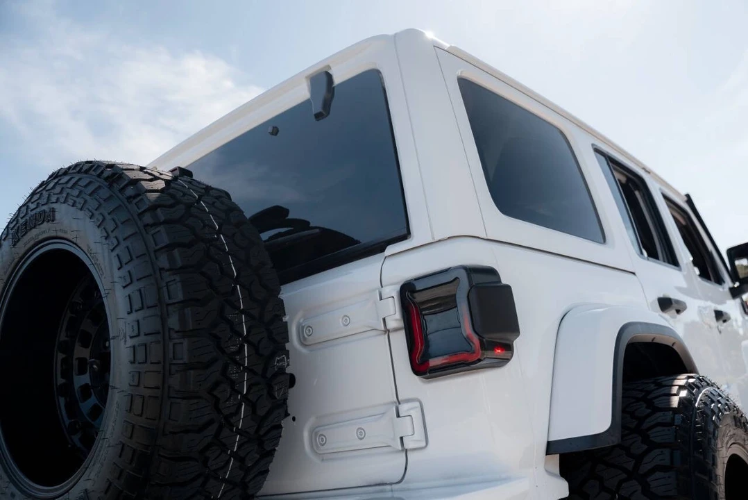 2020 Jeep JL Wrangler - Image 21 of 21