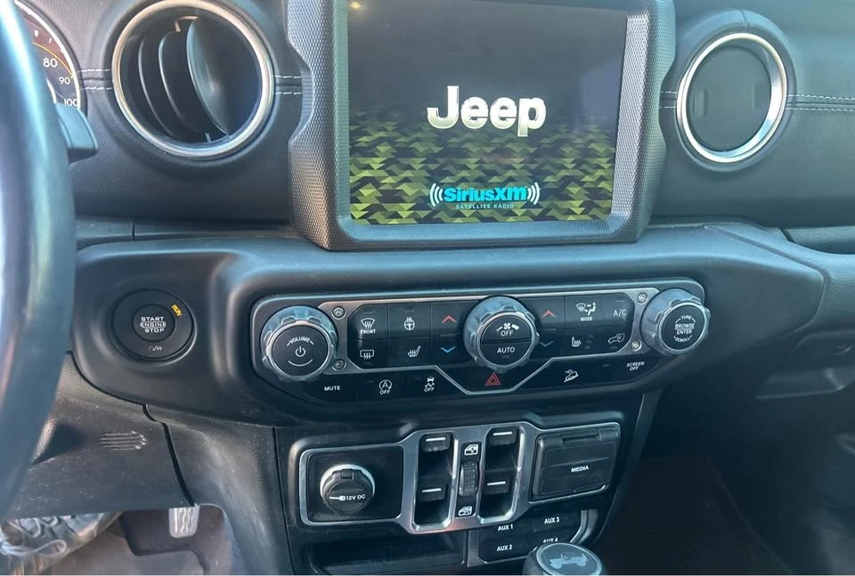 2020 Jeep JL Wrangler - Image 9 of 18