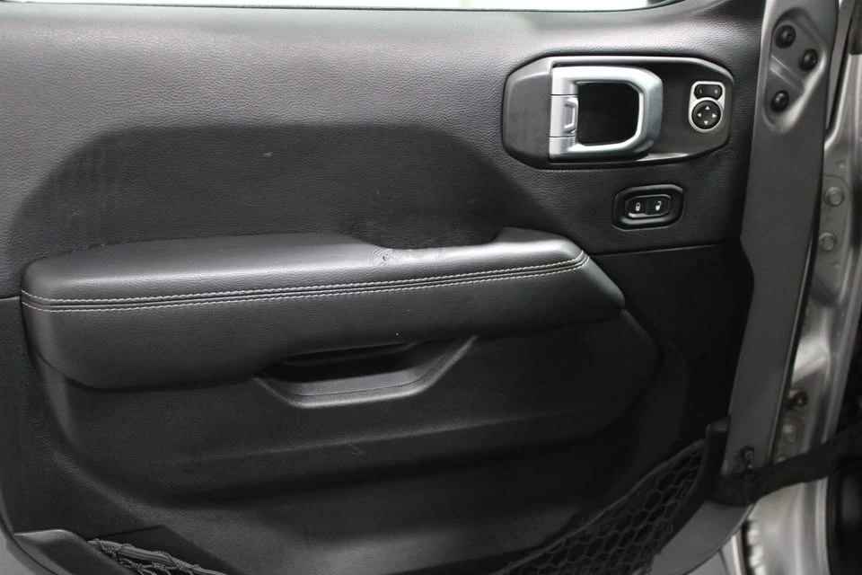 2020 Jeep JL Wrangler - Image 3 of 20