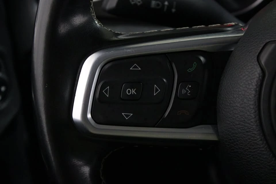2020 Jeep JL Wrangler - Image 7 of 20