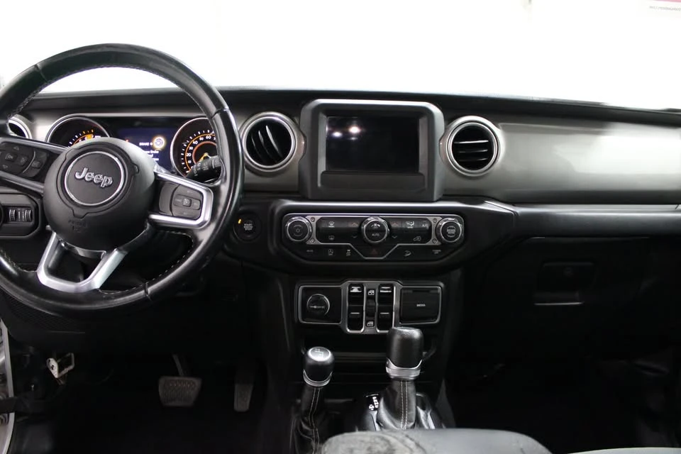 2020 Jeep JL Wrangler - Image 2 of 20