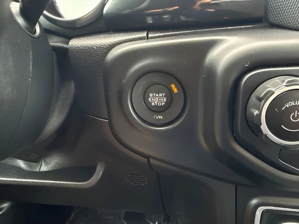 2020 Jeep JL Wrangler - Image 13 of 23