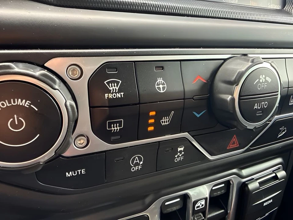 2020 Jeep JL Wrangler - Image 12 of 23