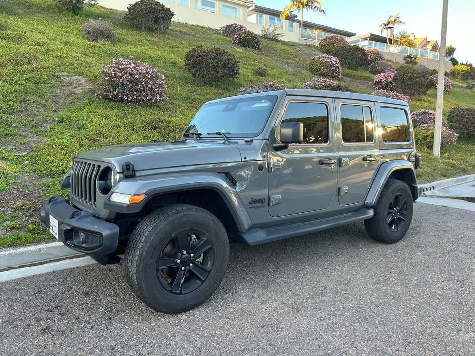 2020 Jeep JL Wrangler - Image 6 of 31