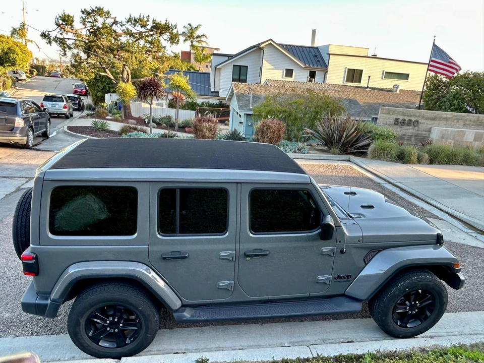 2020 Jeep JL Wrangler - Image 8 of 31