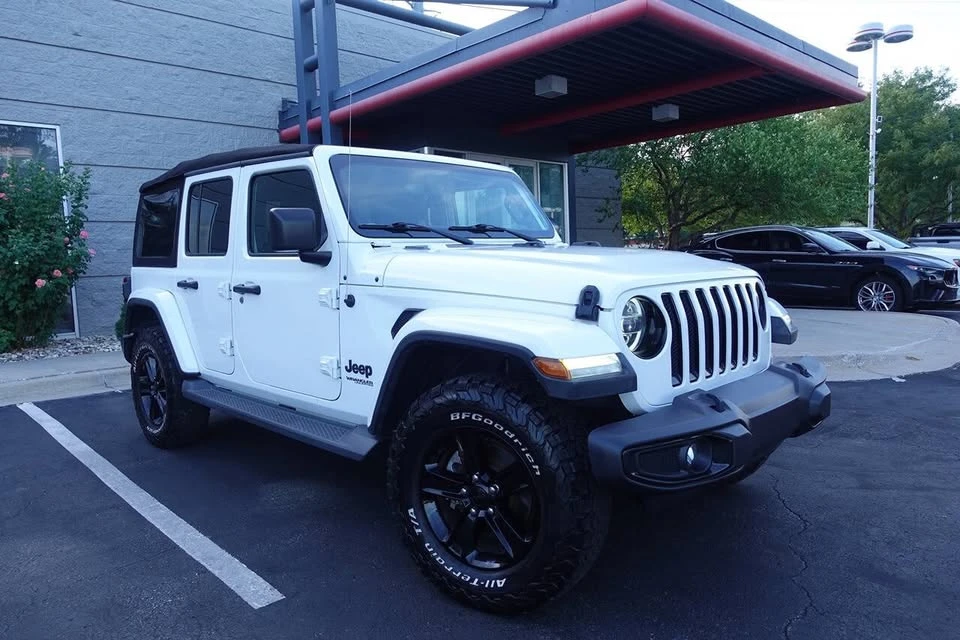 2020 Jeep JL Wrangler - Image 3 of 18