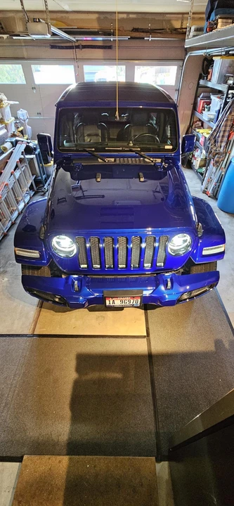 2020 Jeep JL Wrangler - Image 25 of 31