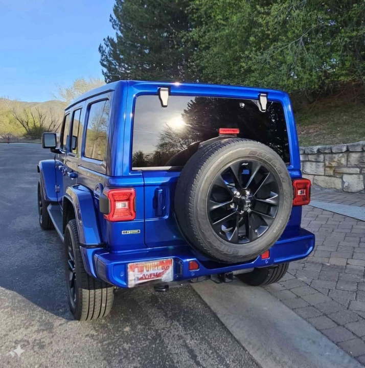 2020 Jeep JL Wrangler - Image 6 of 31