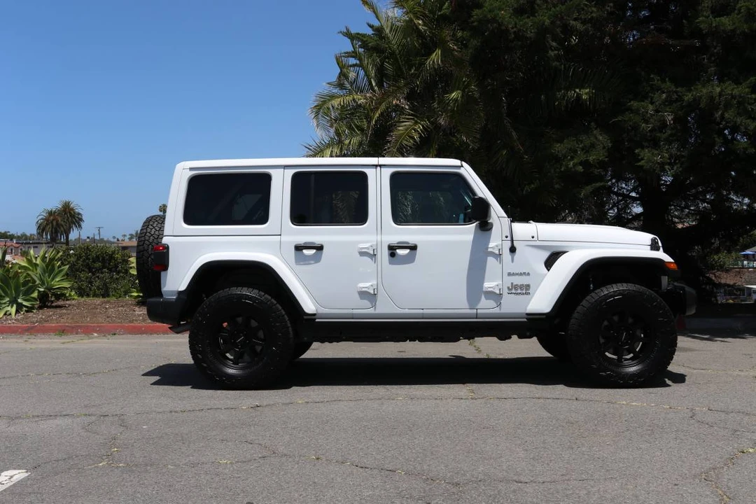 2020 Jeep JL Wrangler - Image 7 of 11