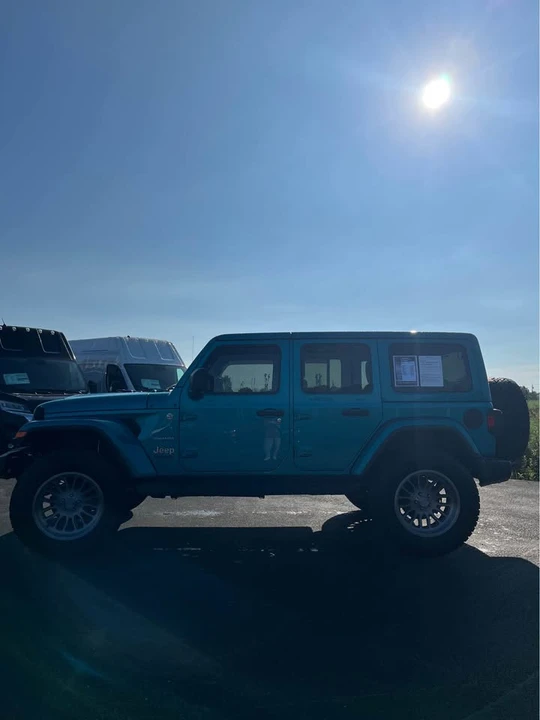 2020 Jeep JL Wrangler - Image 4 of 11