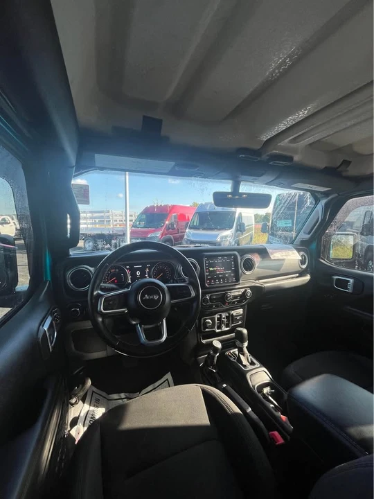 2020 Jeep JL Wrangler - Image 9 of 11