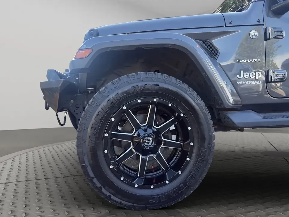 2020 Jeep JL Wrangler - Image 13 of 15