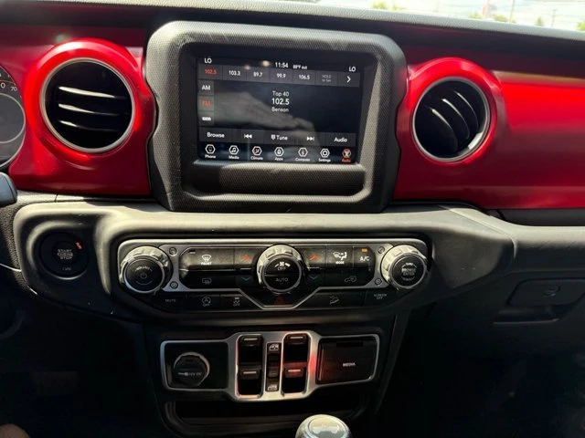 2020 Jeep JL Wrangler - Image 13 of 20