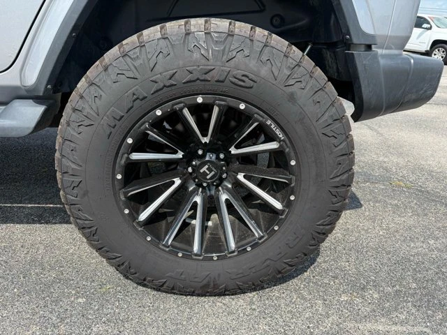 2020 Jeep JL Wrangler - Image 5 of 20