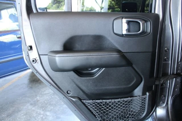 2020 Jeep JL Wrangler - Image 13 of 20