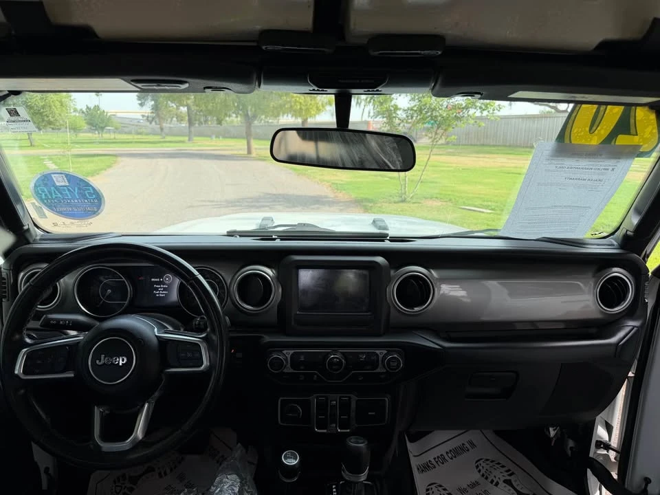 2020 Jeep JL Wrangler - Image 5 of 6