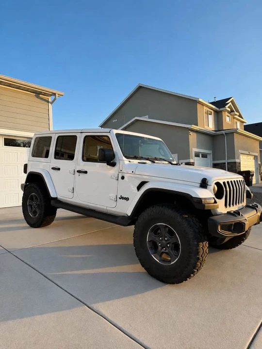 2020 Jeep JL Wrangler - Image 2 of 13