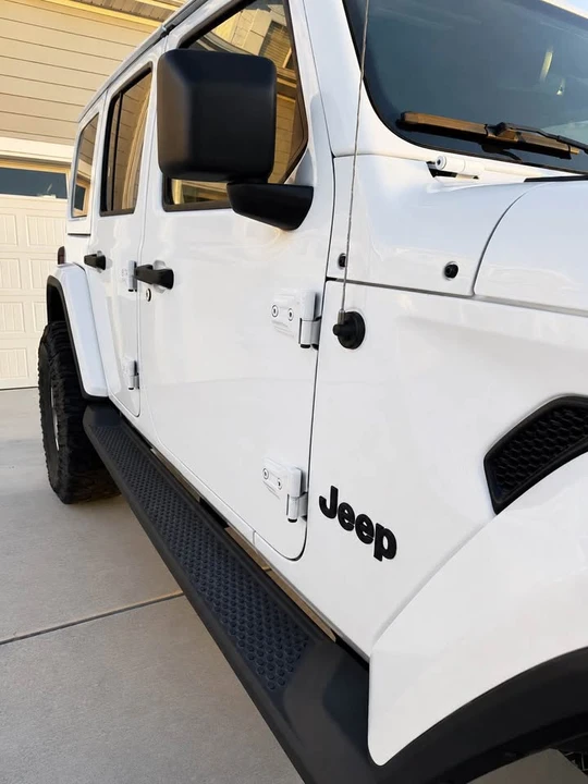 2020 Jeep JL Wrangler - Image 4 of 13