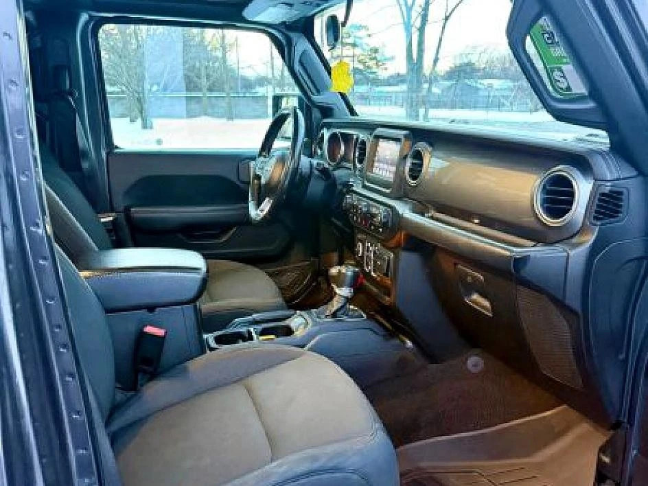 2020 Jeep - Image 18 of 29