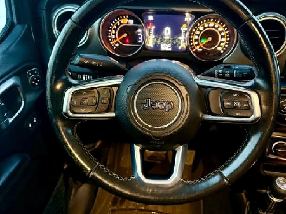 2020 Jeep - Image 12 of 29