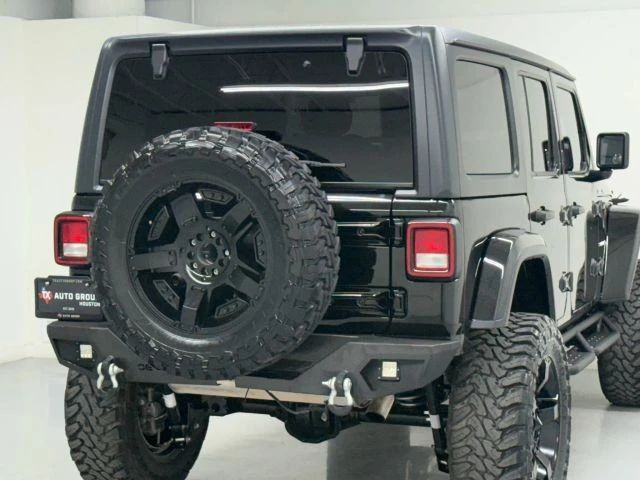 2020 Jeep JL Wrangler - Image 17 of 21