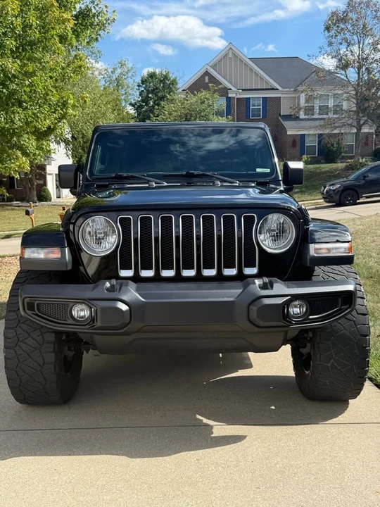 2020 Jeep JL Wrangler - Image 2 of 10