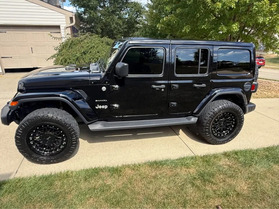 2020 Jeep JL Wrangler - Image 3 of 10