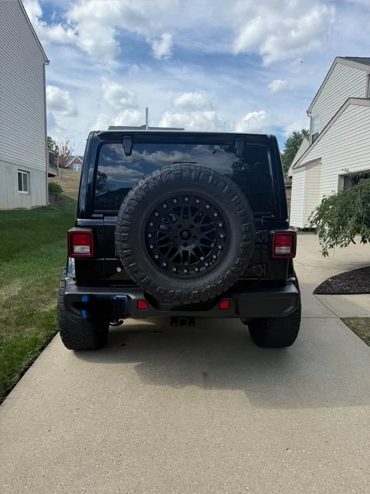 2020 Jeep JL Wrangler - Image 4 of 10