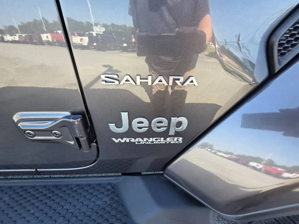 2020 Jeep JL Wrangler - Image 6 of 14