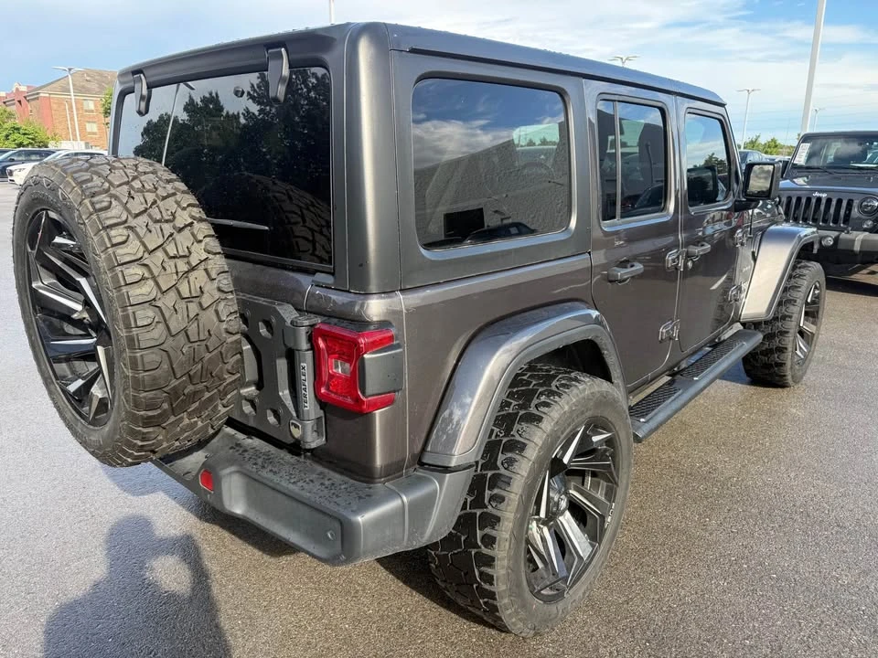 2020 Jeep JL Wrangler - Image 6 of 7