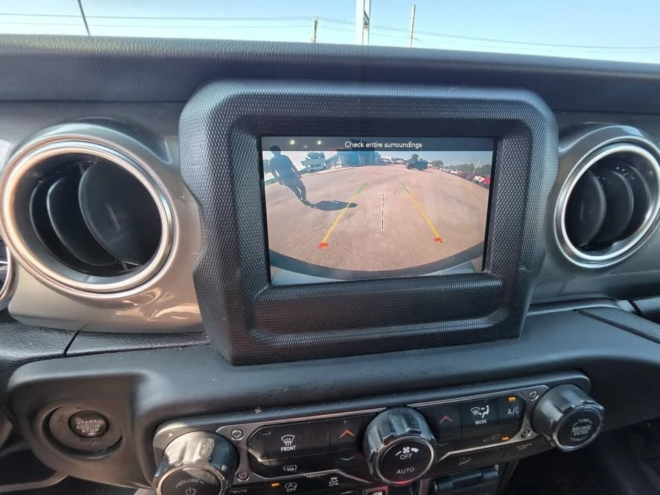 2020 Jeep JL Wrangler - Image 14 of 14