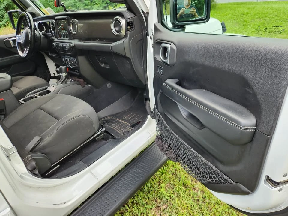 2020 Jeep JL Wrangler - Image 11 of 20