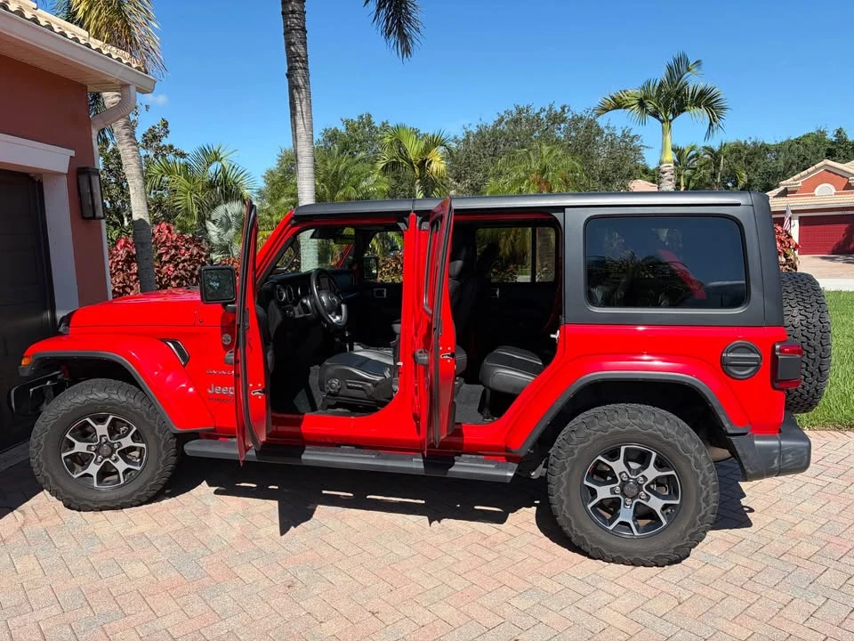 2020 Jeep JL Wrangler - Image 6 of 10