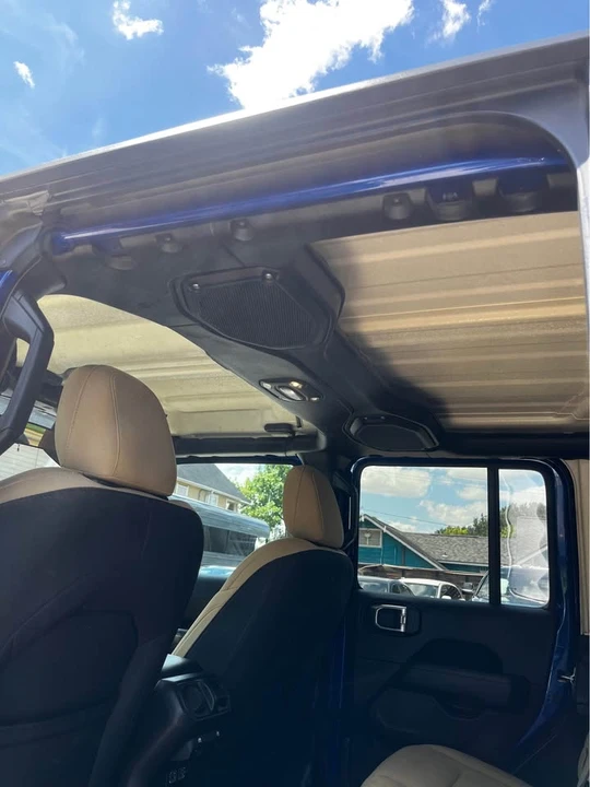 2020 Jeep JL Wrangler - Image 5 of 7