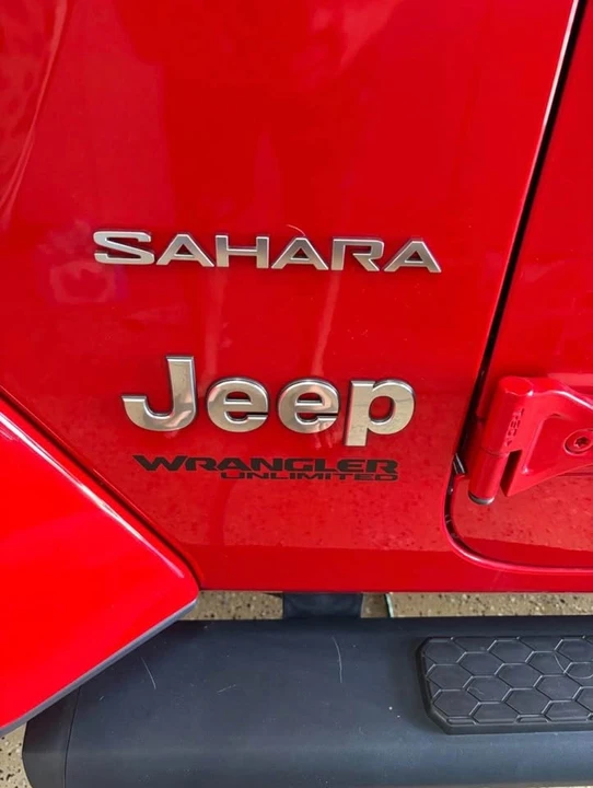 2020 Jeep JL Wrangler - Image 7 of 10