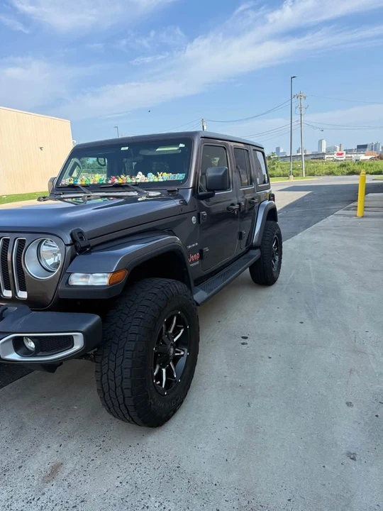 2020 Jeep JL Wrangler - Image 2 of 10