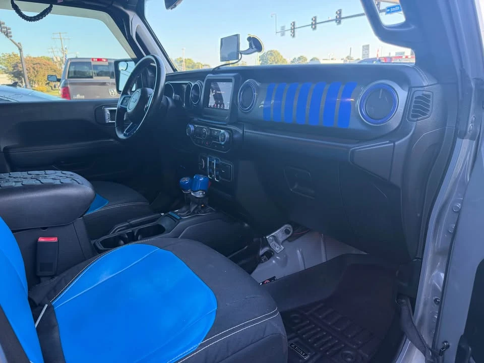 2020 Jeep JL Wrangler - Image 13 of 20