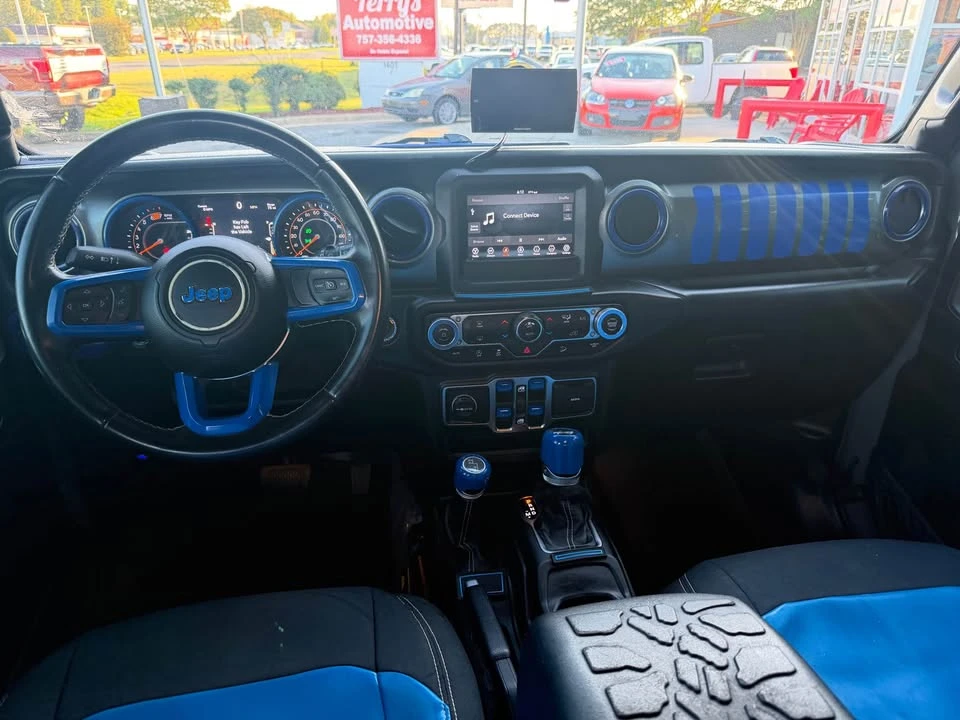 2020 Jeep JL Wrangler - Image 15 of 20
