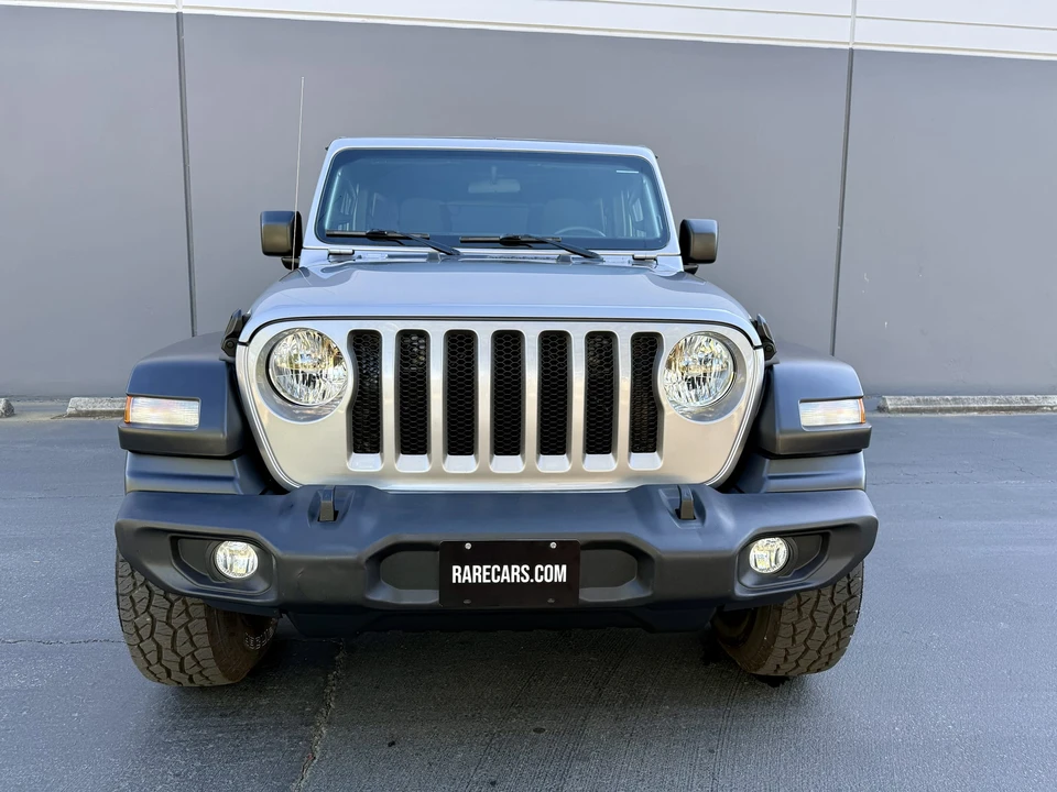 2020 Jeep JL Wrangler - Image 7 of 31