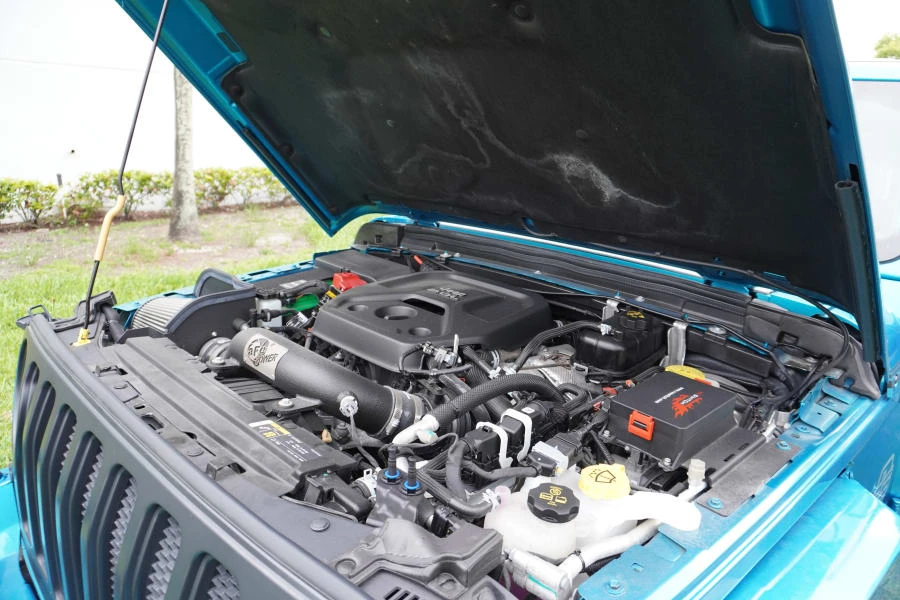 2020 Jeep JL Wrangler - Image 13 of 14