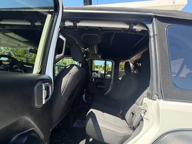 2020 Jeep JL Wrangler - Image 18 of 20