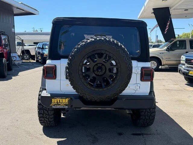 2020 Jeep JL Wrangler - Image 5 of 20