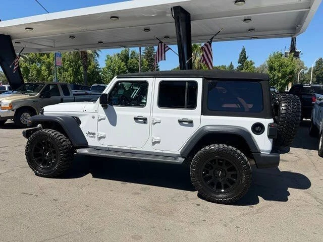 2020 Jeep JL Wrangler - Image 3 of 20