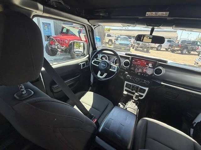 2020 Jeep JL Wrangler - Image 13 of 20