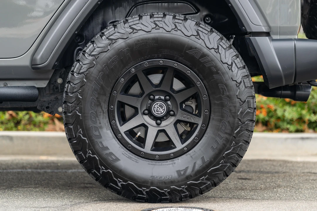 2020 Jeep JL Wrangler - Image 27 of 31