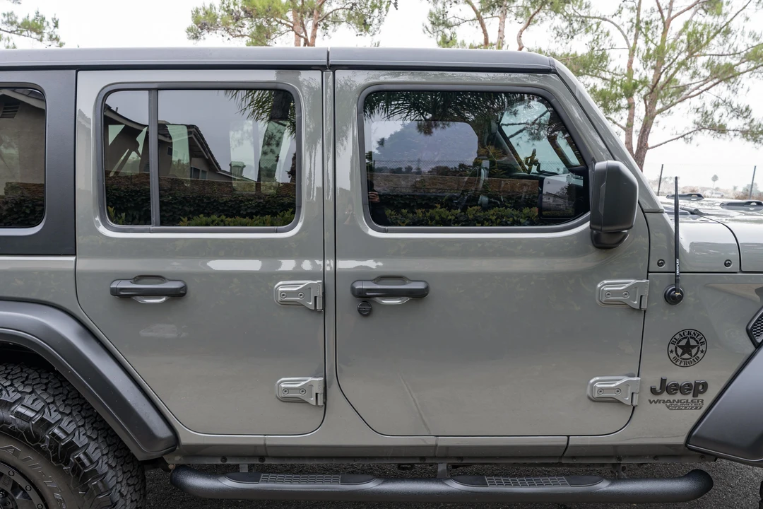 2020 Jeep JL Wrangler - Image 22 of 31