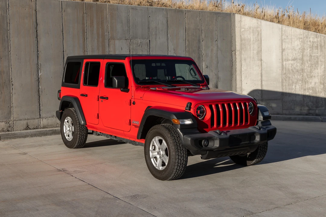 2020 Jeep JL Wrangler - Image 11 of 31
