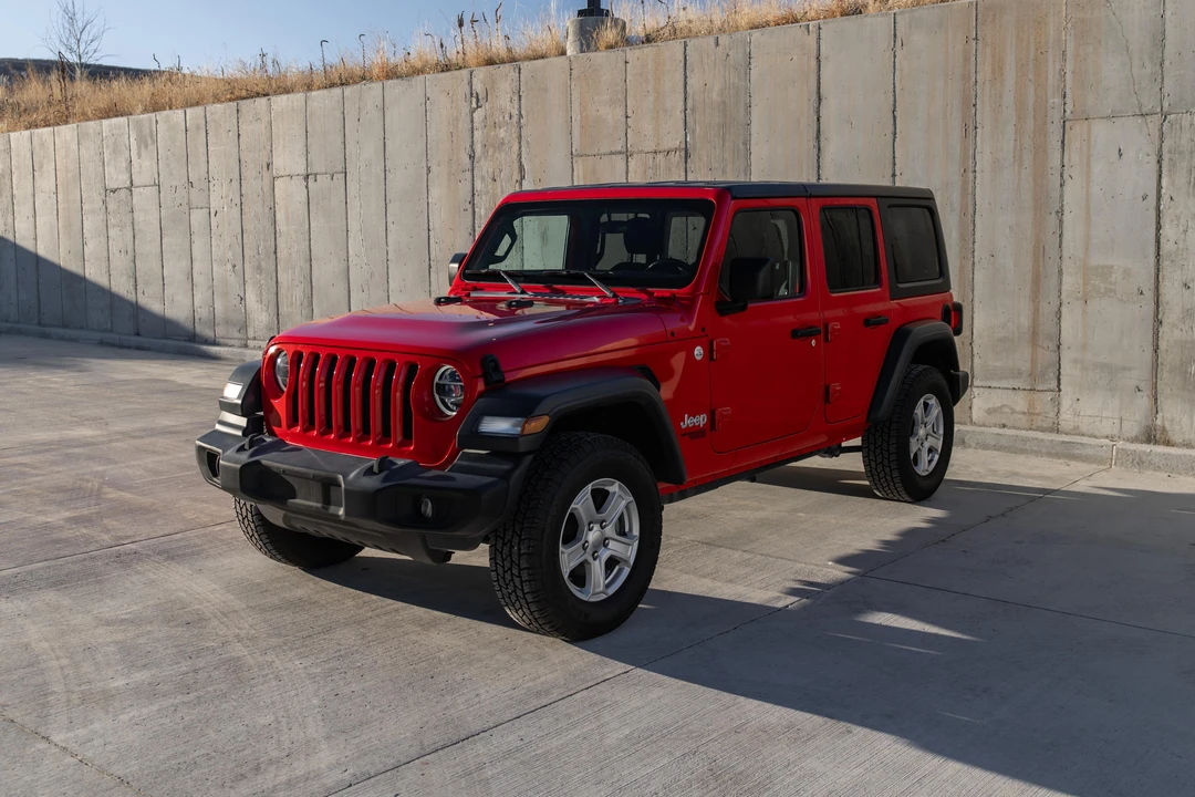 2020 Jeep JL Wrangler - Image 6 of 31