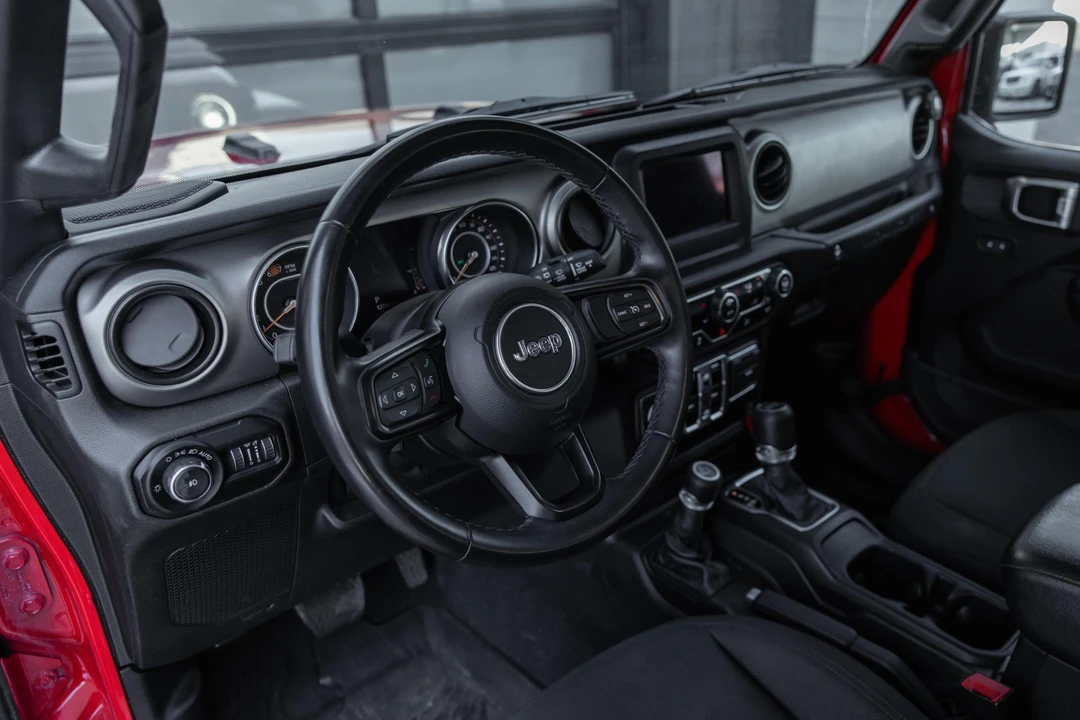 2020 Jeep JL Wrangler - Image 29 of 31